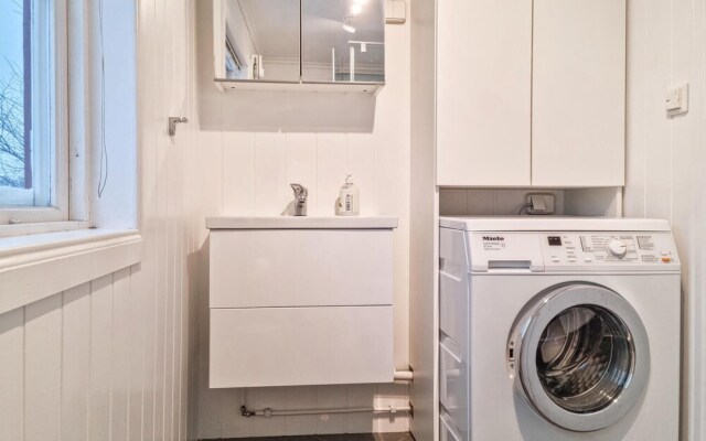 Amazing Apartment in Arendal With Wifi and 2 Bedrooms