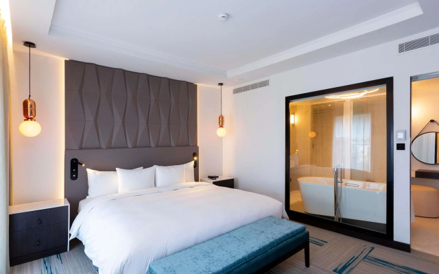 Novotel Convention And Spa