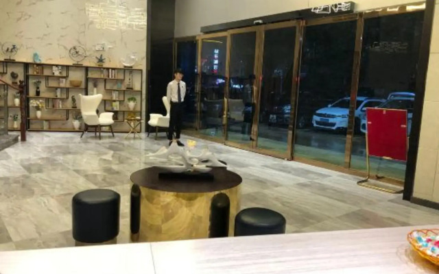 Jian.Shiguan Hotel