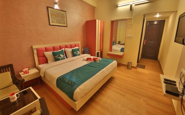 OYO 2046 President Hotel