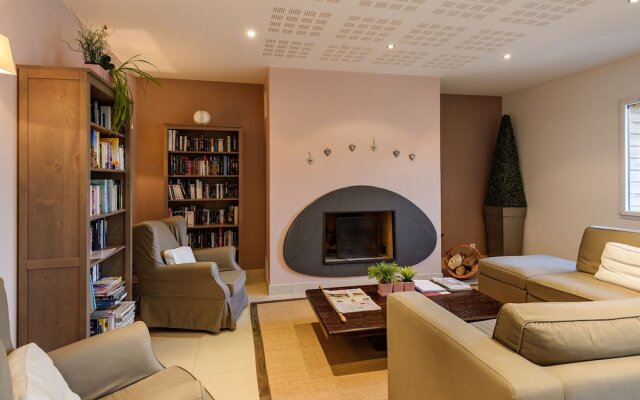 Beautiful Luxury Apartment Near a Breton Oyster Village