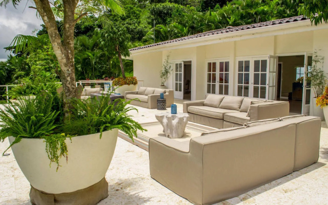 The Retreat at Altos del Monte