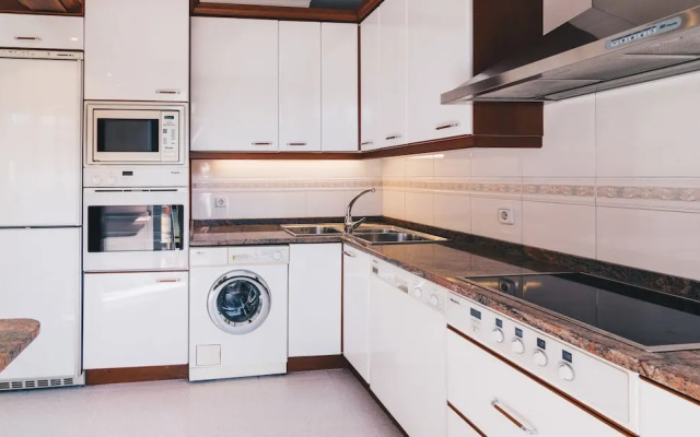 Zumalakarregi Apart. by People Rentals