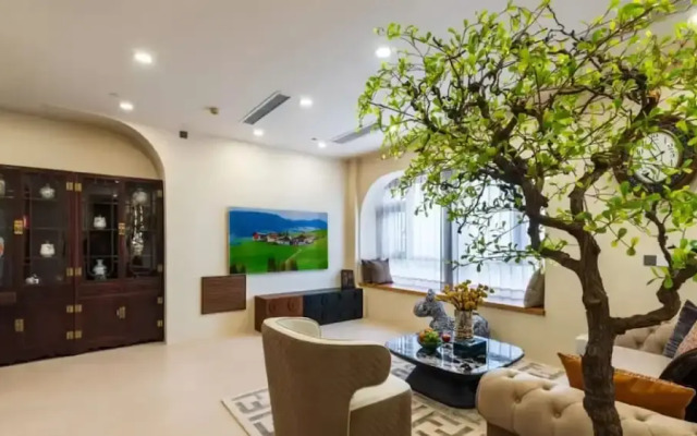Guangzhou He She Art Apartment