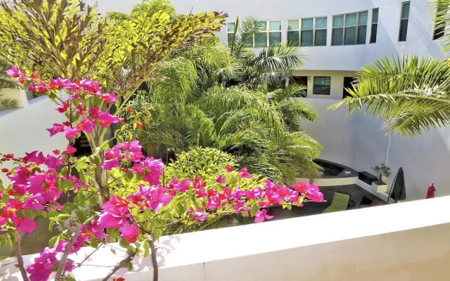 Royal Oasis Condo by PRP