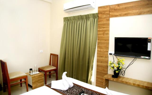 Apollo Court (Apollo hospital,Sankara natralya, US consulate