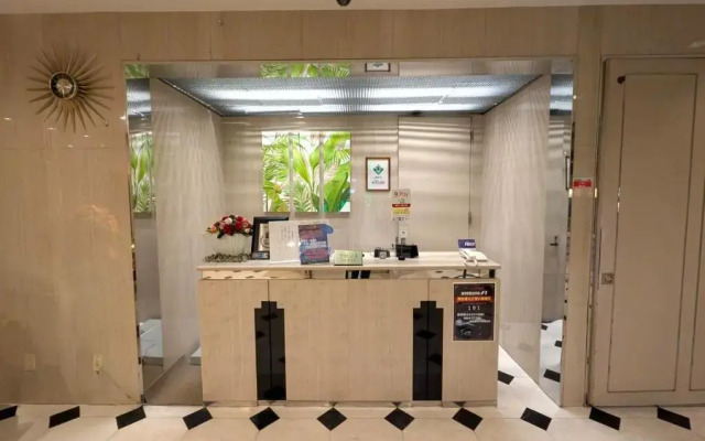 Hotel First