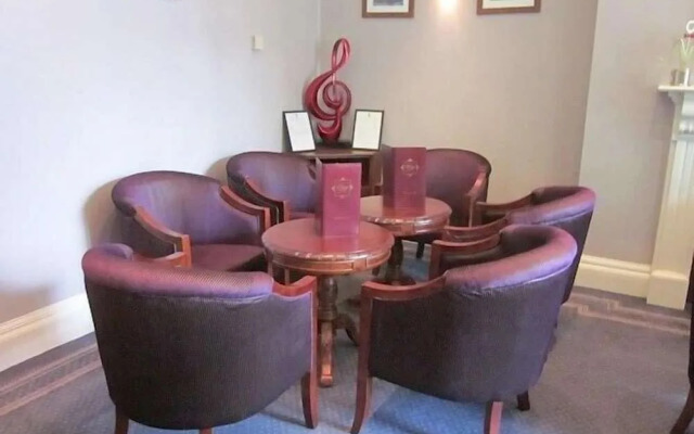 Eagle Lodge Rooms