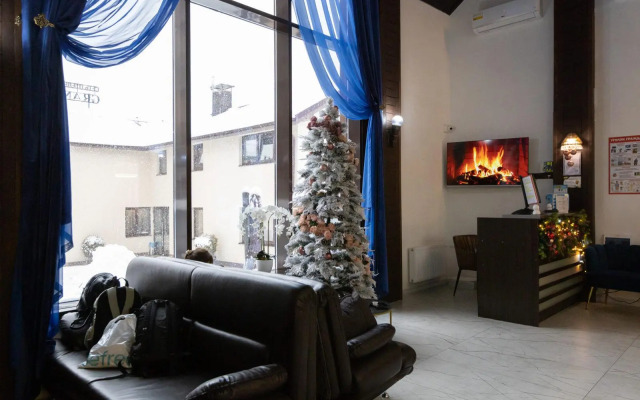 Апартаменты в центре Эсто-Садок с бассейном