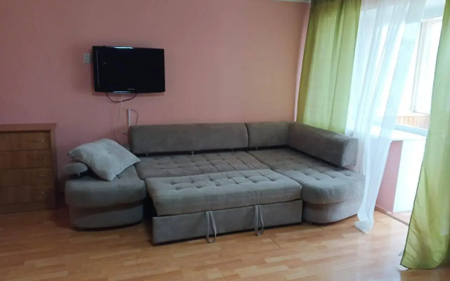 Риконе на улице Валерии Гнаровской