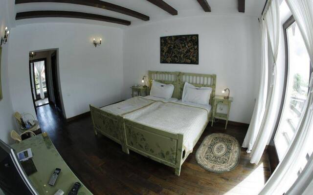 Archia Mansion Boutique Hotel