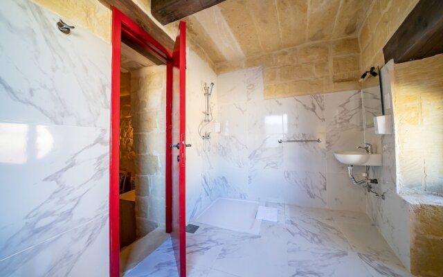 Ta' Pinu B&B