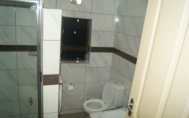Miraton Eastgate Suites