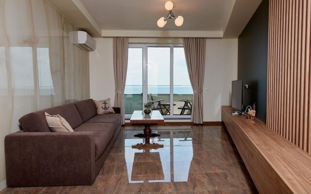 Botabara Del Mar Apartments