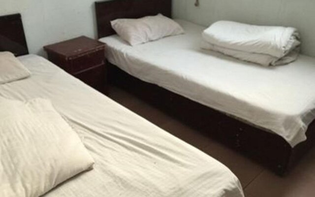 Hollywood Inn