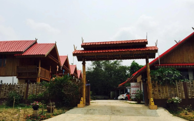 Srithong Resort