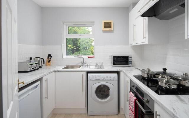 Sublime Stays Thornhill 1 Bed Apartment Crawley