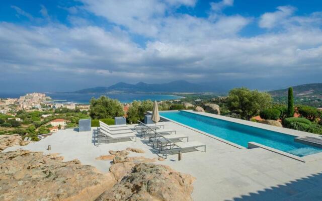 Calvi au soleil