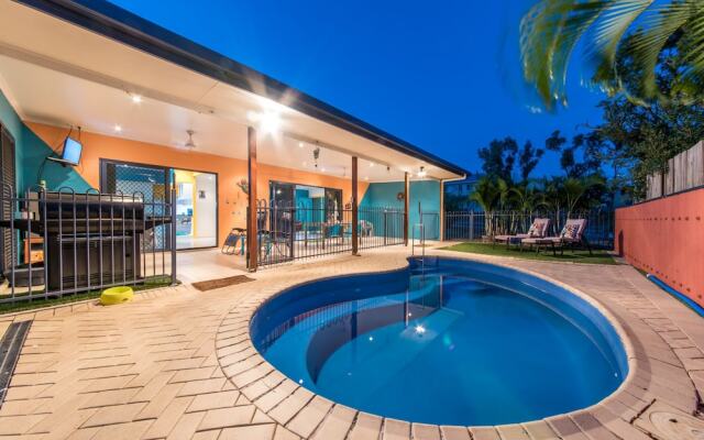 Seaside Hideaway - Hideaway Bay