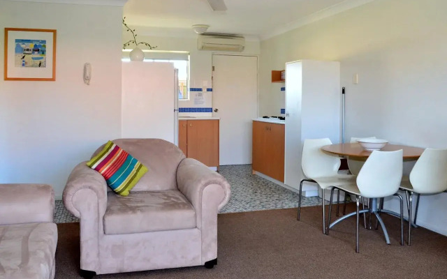 Arlia Sands Apartments