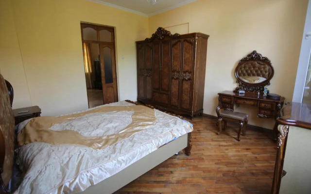 Talo's Guest House