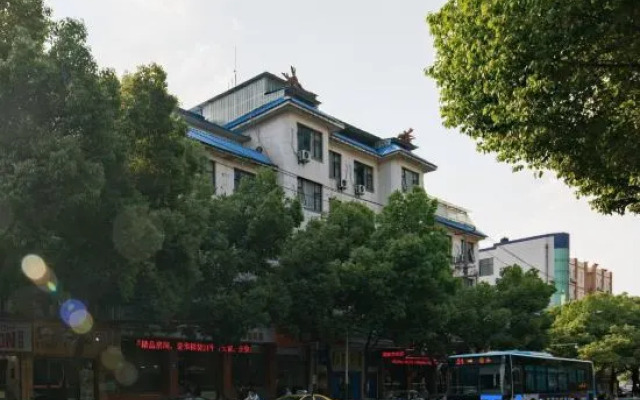 Pod Inn Hotel (Nanjing Sun Yat-sen's Mausoleum Maqun Subway Station)