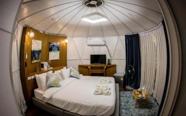 papa q suite resorts