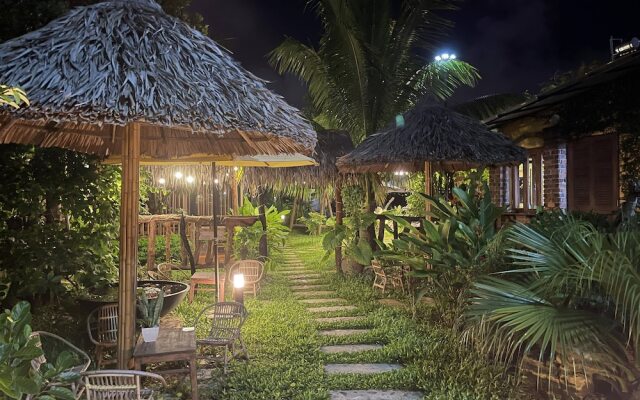 Phoenix Hotel Bungalow