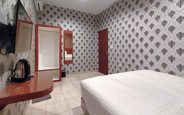 RedDoorz Plus @ Jalan Letda Sujono Medan 2