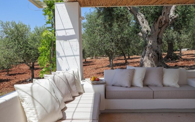 TD Casa Lul Panoramic Pool Over Mediterranean Scrub