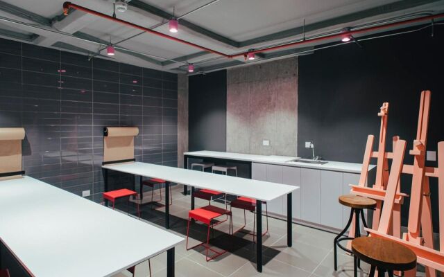 UMA Suites Chia