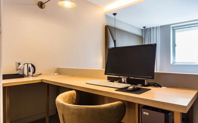 Hwaseong Afeel Hotel