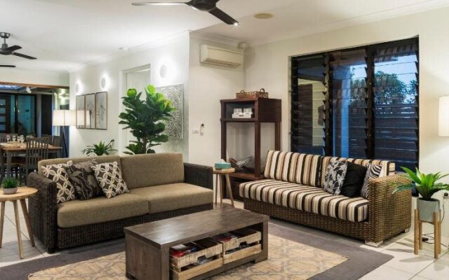 Trito Oceans Edge Luxury House