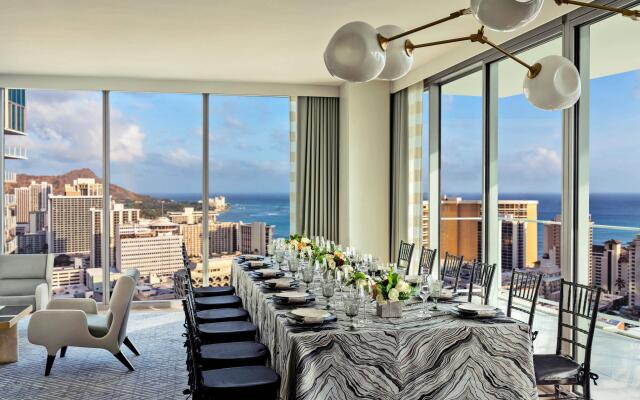 The Ritz-Carlton Residences, Waikiki Beach