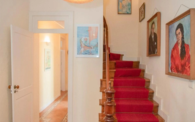 Torreira . Yellow Beach Pavilion