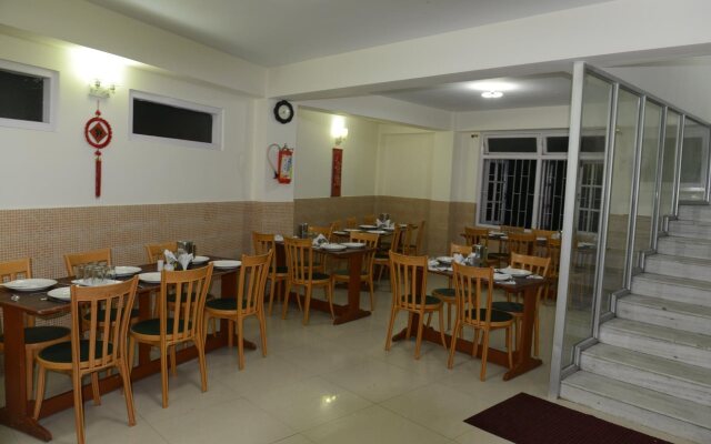 Hotel Renam