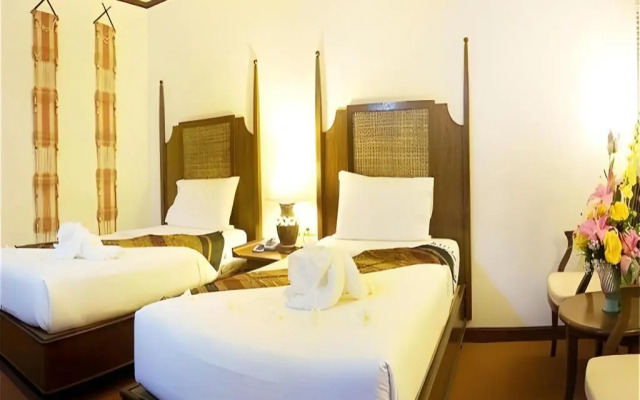 Phuphaya Resort Pattaya