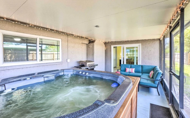 Clearwater Family Home w/ Private Hot Tub!