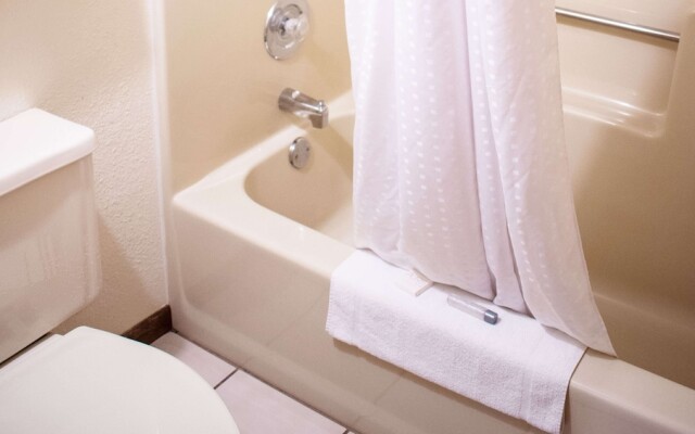 Best Western Country Inn