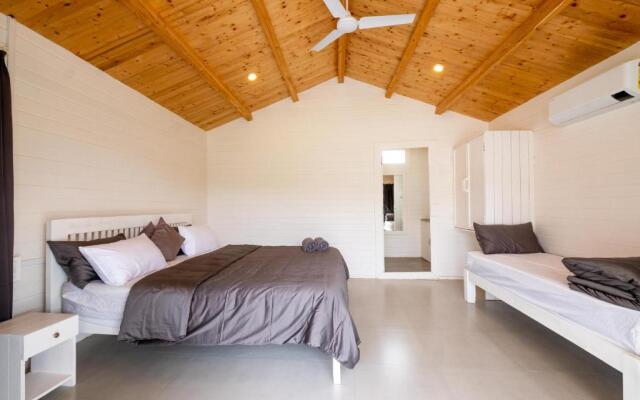 Out house, 1br, Stay, Dine and Fitness by Roamhome