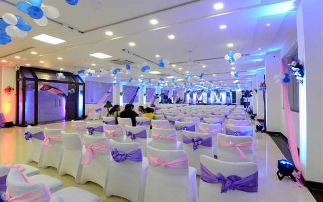 OYO 1493 Hotel Madhushrie