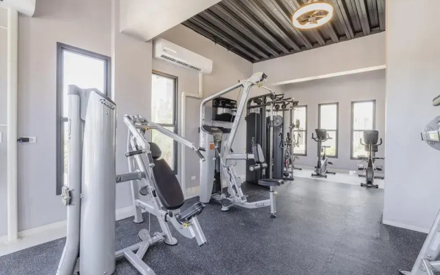 Sea View Exclusive Penthouse Outdoor Dining 3BR