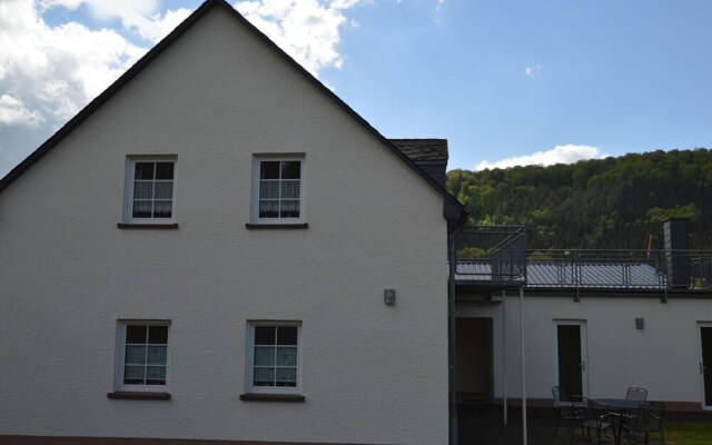 Comfy Apartment in Zendscheid near Forest