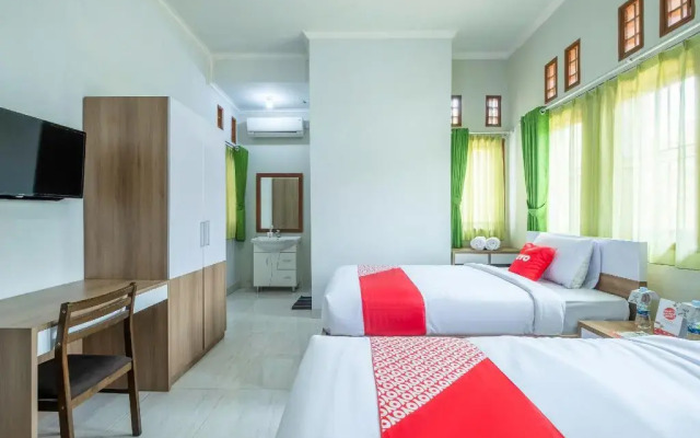 OYO 2072 Wisma Teratai