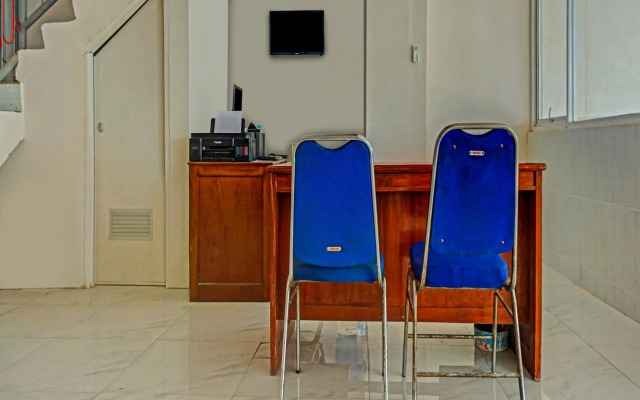 RedDoorz At Losari Area 3