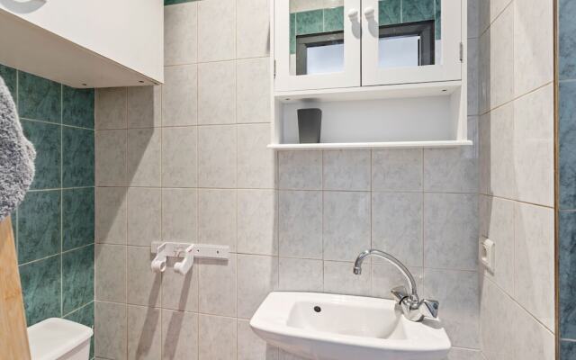 Simplistic Apartment in Nice With Beach Nearby