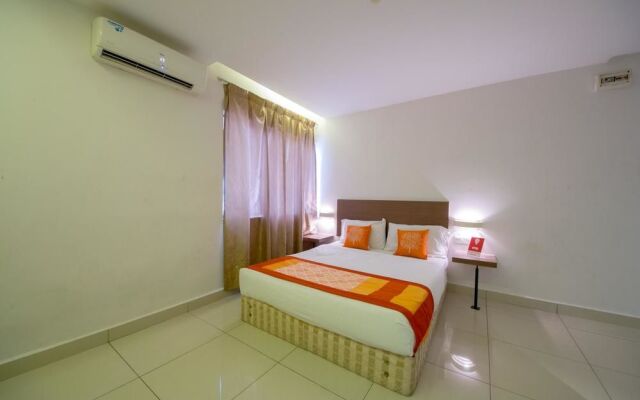 OYO Rooms Sentul KTM Station