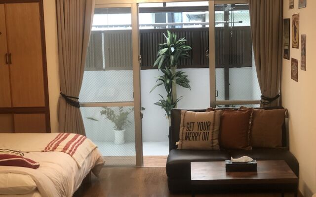 L House Naha