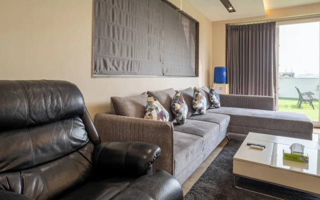Housr 2 BHK Apartment Sector 41 Gurgaon