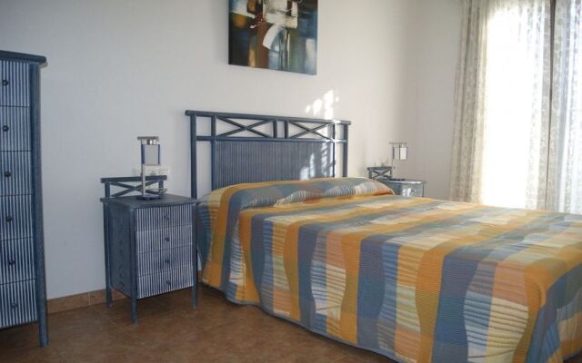 Marineu Porta La Mar